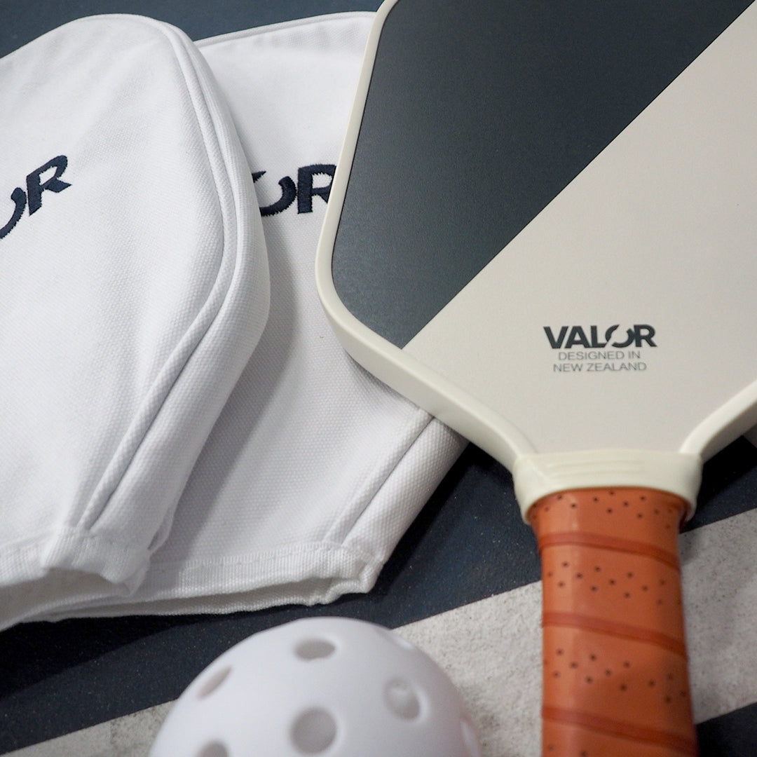 VALOR Woodland Pickleball Set