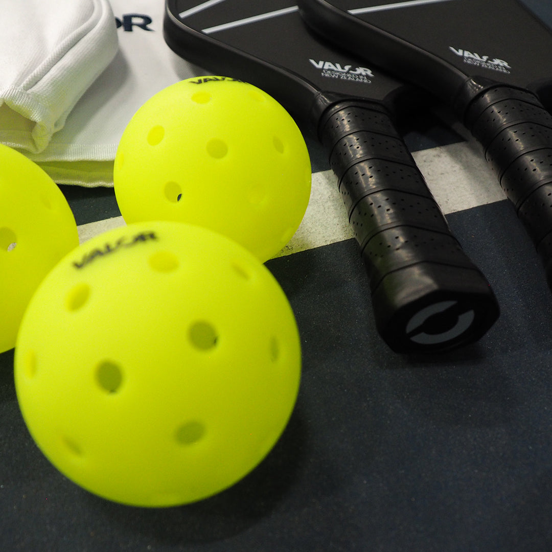 VALOR Midnight Pickleball Set