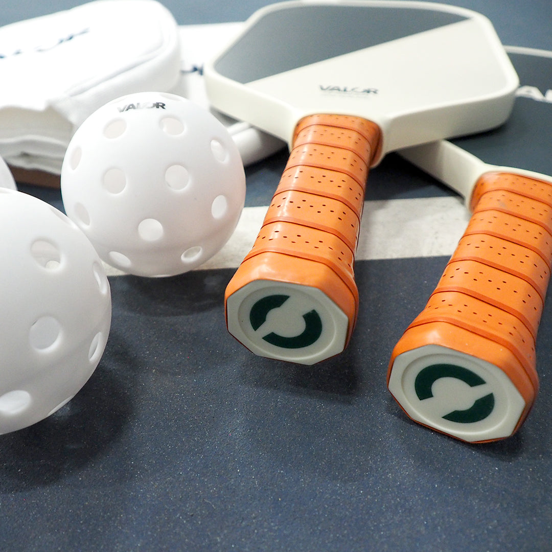 VALOR Woodland Pickleball Set